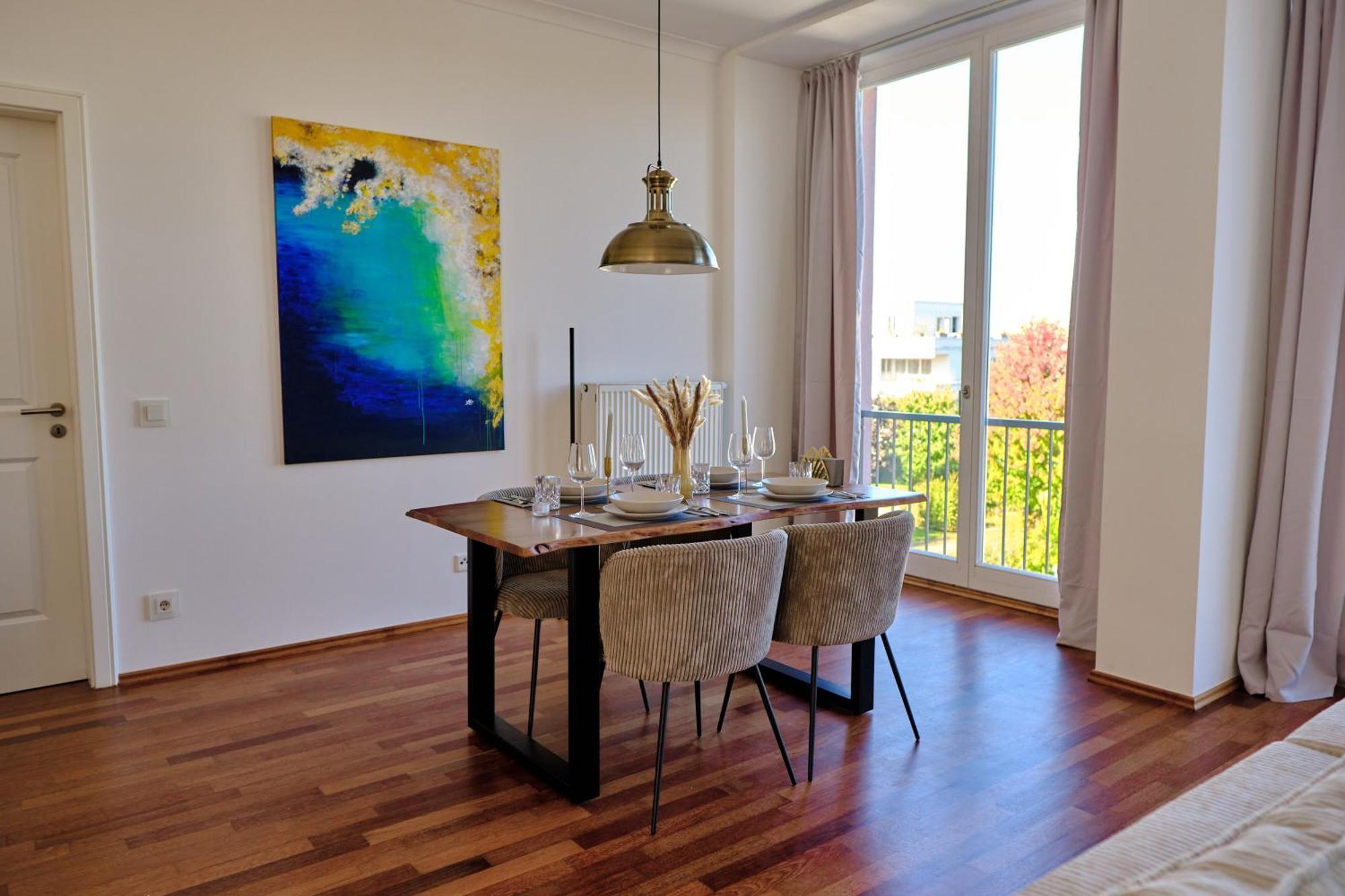 Historisches Deluxe Apartment Im Marianum نيوس المظهر الخارجي الصورة